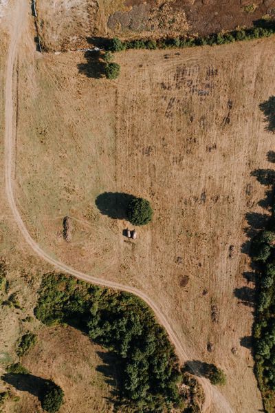 Cumhuriyet'de 4.200 m² Tarla — Ana Yola Yakın